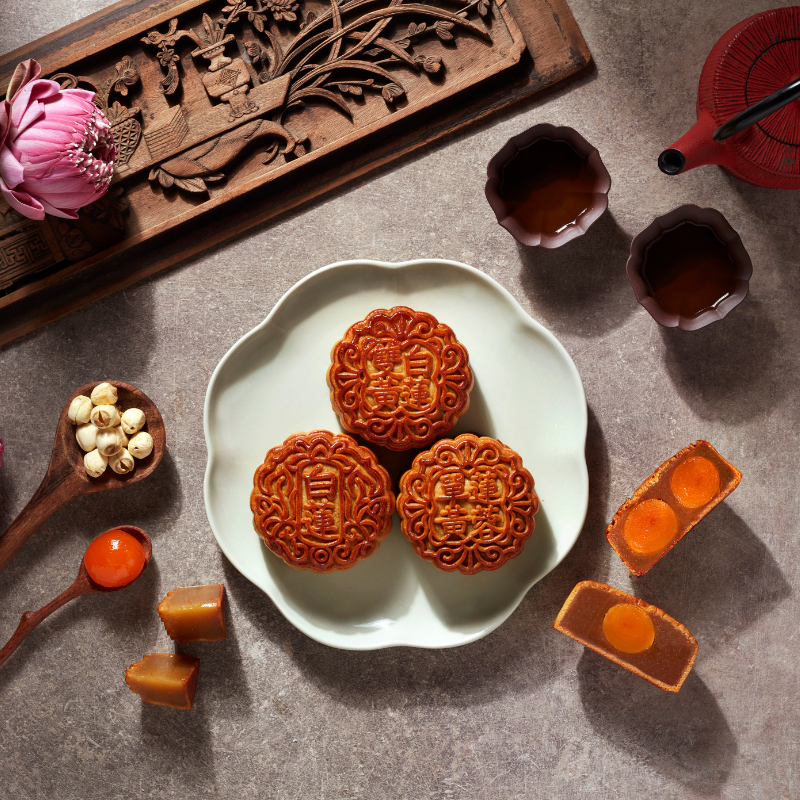 白莲蓉月饼 White Lotus Paste Mooncake